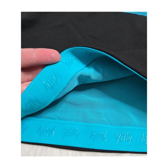 Yitty Black Major Label Cut-Out One Shoulder Athletic Crop Top NEW Womens XXL 1X - Picture 5 of 9